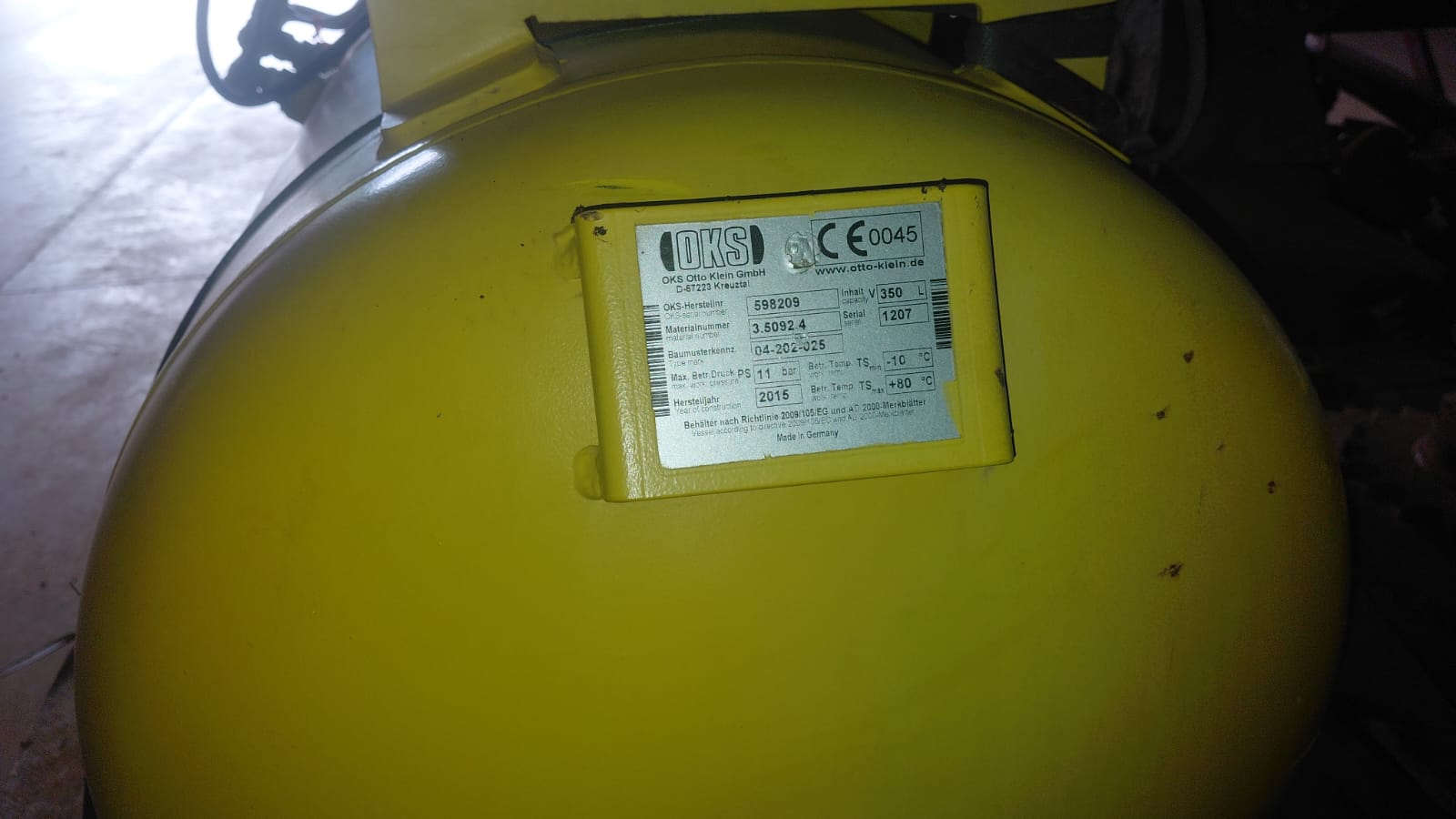 Compresor Kaeser KC 400 + Tanque de Aire 350 L – 2,40 kW – 10 bar - Imagen 5